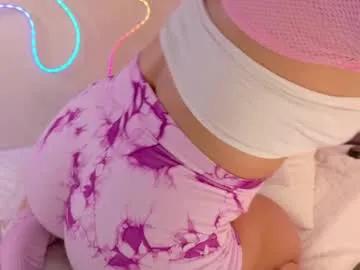 aly_nucita_2 on Chaturbate