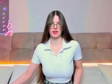 ariellateska on Chaturbate