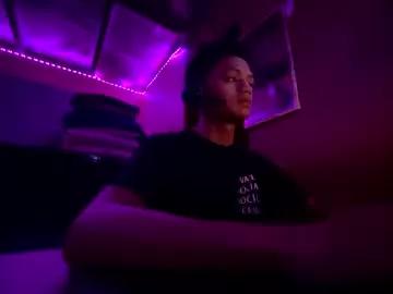 bhillrhey121103 on Chaturbate