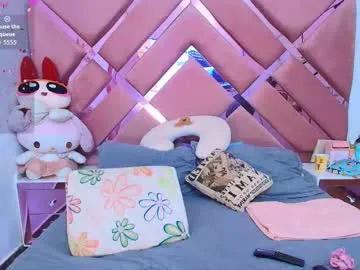 brittanyboa —  GOAL: suck nipple [170]  Welcome to feel the most deep pleasure in my room  #lovense #bigboobs #pregnant #latina #milk