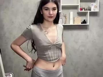 camienevius on Chaturbate