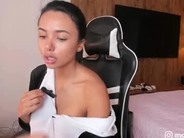 camilagomezz on Chaturbate
