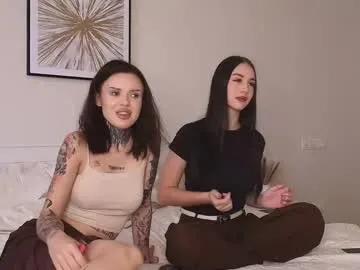 caressyourself on Chaturbate