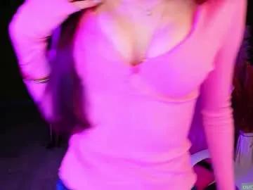 Freechat celinecharm_ on Chaturbate