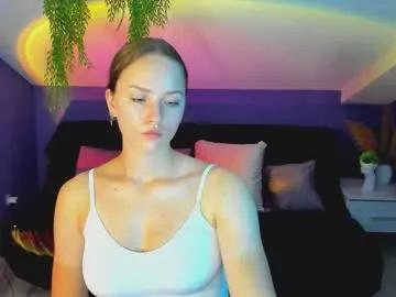 Freechat celinecharm_ on Chaturbate