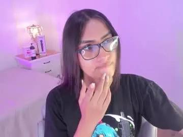 Freechat cherrylady2 on Chaturbate