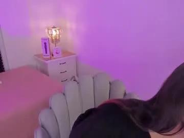 Freechat cherrylady2 on Chaturbate