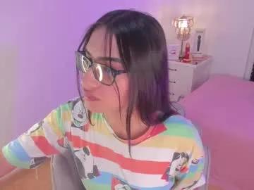 Freechat cherrylady2 on Chaturbate