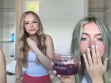 Freechat chloeros3e on Chaturbate
