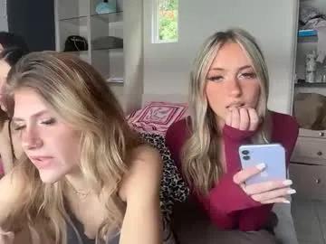 Freechat chloeros3e on Chaturbate