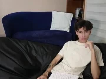 Freechat derekswan on Chaturbate