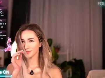 Private emilyraymont on Chaturbate