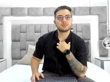 Freechat ethan_greys on Chaturbate