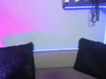 evelynaradia on Chaturbate