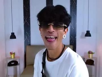 franvill_trato on Chaturbate