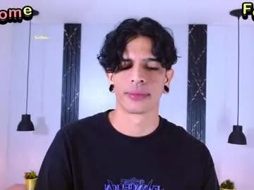 franvill_trato on Chaturbate