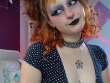 Freechat friskyflowers on Chaturbate