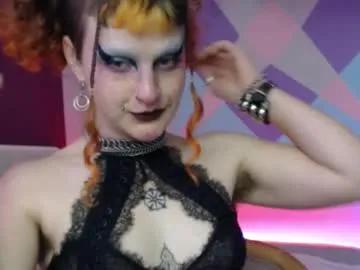 Freechat friskyflowers on Chaturbate