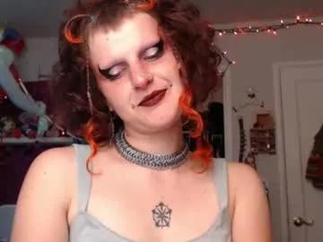 Freechat friskyflowers on Chaturbate