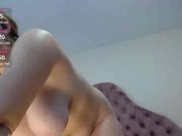 Freechat hazel_agata on Chaturbate