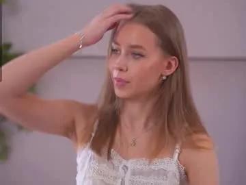 Freechat jjennnyy on Chaturbate