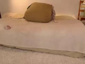 jsmine_ — Hi, i'm jas! fave vibes 88/131/161   - Goal: doggy close up + play [555 tokens left] #hairy #hairyarmpits #natural #bush #lovense