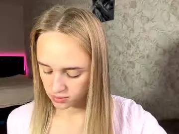 kelisipe — Goal: take off my skirt:*Morning Grace with beautiful blonde Waiting for you ! |  #new #teen #blonde #lovense #bigass [11 tokens remaining]