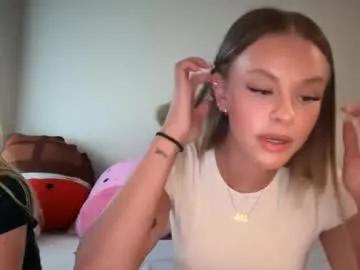 Freechat kenziesmithh on Chaturbate