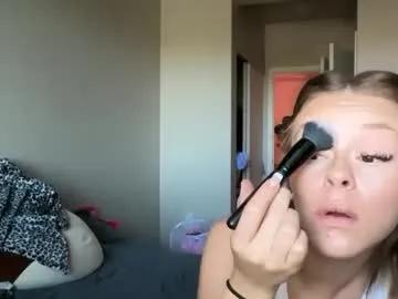 Freechat kenziesmithh on Chaturbate