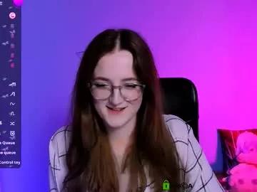 kim_classy — GOAL: show ass [180 tokens remaining] Welcome to my room! #c2c #nonude #cute #lovense #18