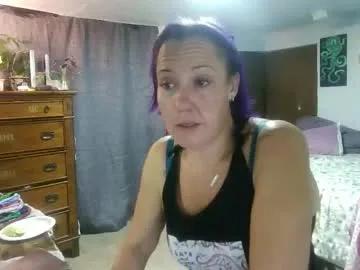 kreamyk420 on Chaturbate