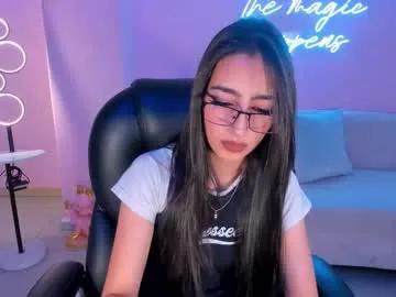 larisasmirnov on Chaturbate