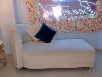 larisasmirnov on Chaturbate