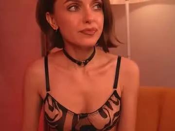 lil_fleur on Chaturbate