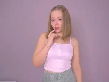 Freechat lilahhn on Chaturbate