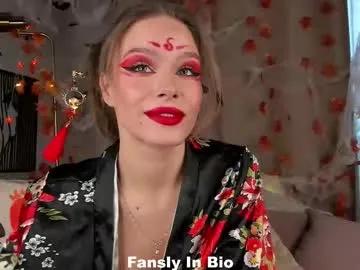 Freechat lipswithsweetonthem on Chaturbate