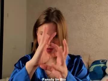 Freechat lipswithsweetonthem on Chaturbate