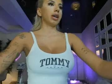 lisaakira — squirt over my body 25/38/100/120/160/200 | #bigboobs #anal #squirt #smoke #dirty [867 tokens remaining]