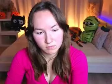 Freechat little_doll_meow on Chaturbate