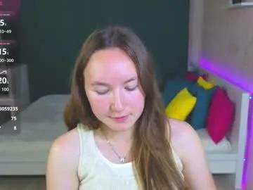 Freechat little_doll_meow on Chaturbate