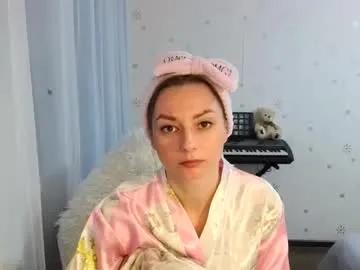 Private lunaa_bluee on Chaturbate