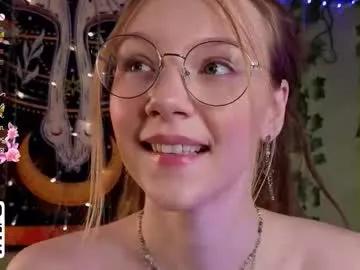 lyra_thenymph on Chaturbate
