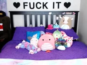 mackenziewolfe on Chaturbate