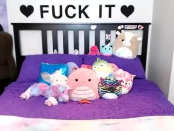 mackenziewolfe on Chaturbate