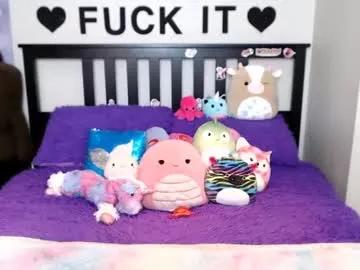 mackenziewolfe on Chaturbate