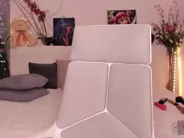 Freechat madissonkiss on Chaturbate
