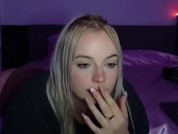 margot_robbie7 on Chaturbate