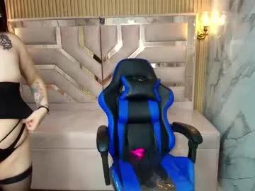 mariehw_r on Chaturbate