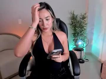 Freechat niabennet on Chaturbate