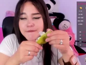 nicolthompsonn on Chaturbate